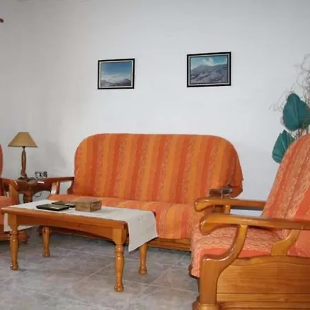 Apartamento Puerto Del Carmen Sleeps 4 Pool Wifi *